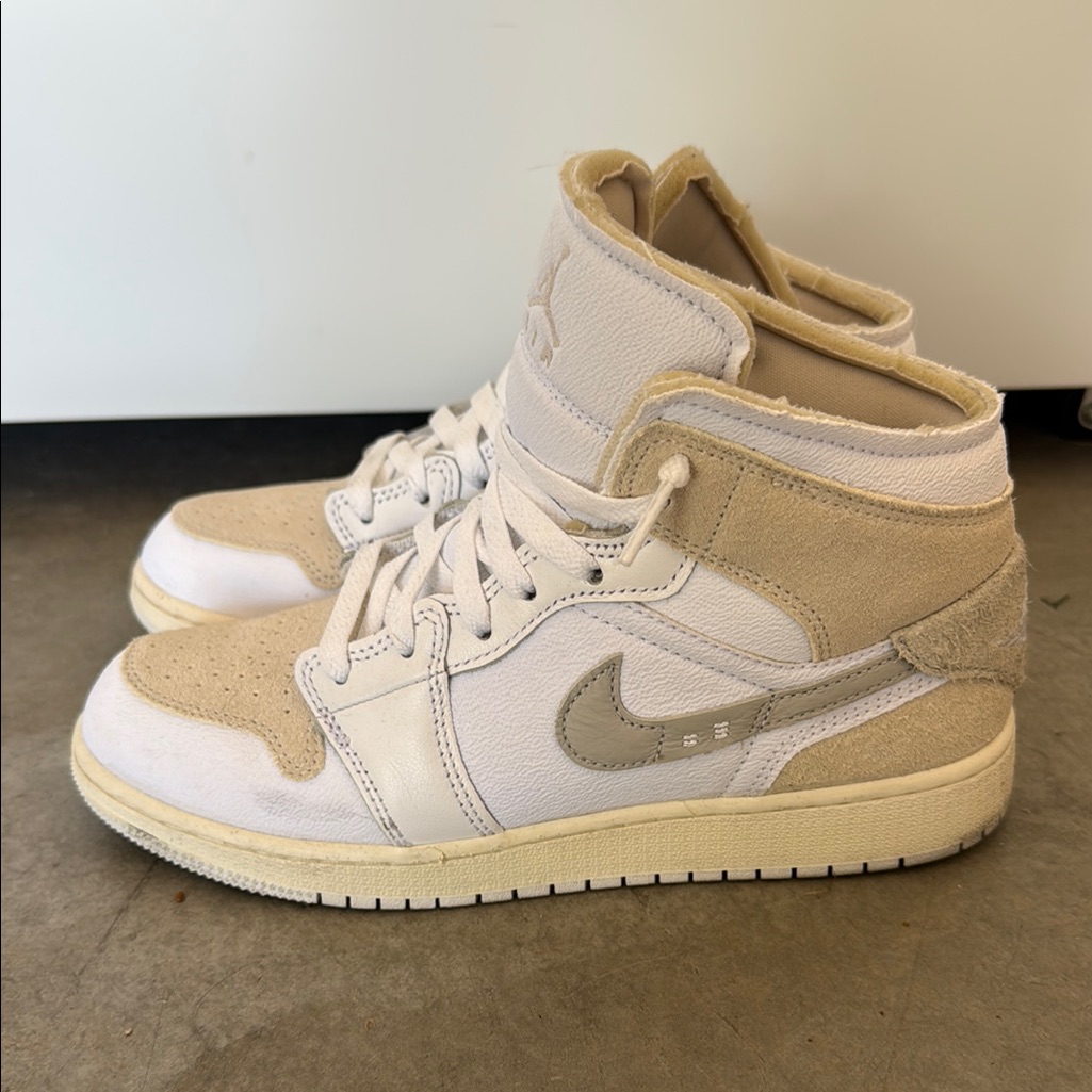 Air Jordan One Mid Retro Sneakers Craft Tech